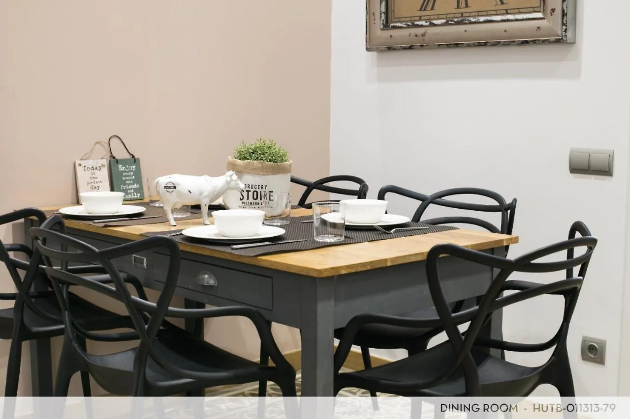 Apartment Suite Place Barcelona Corsega Spain
