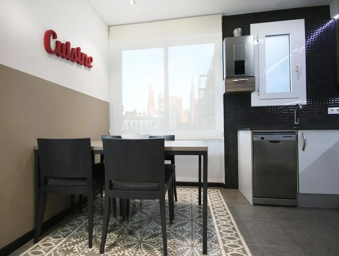 Suite Place Barcelona Corsega 0*,