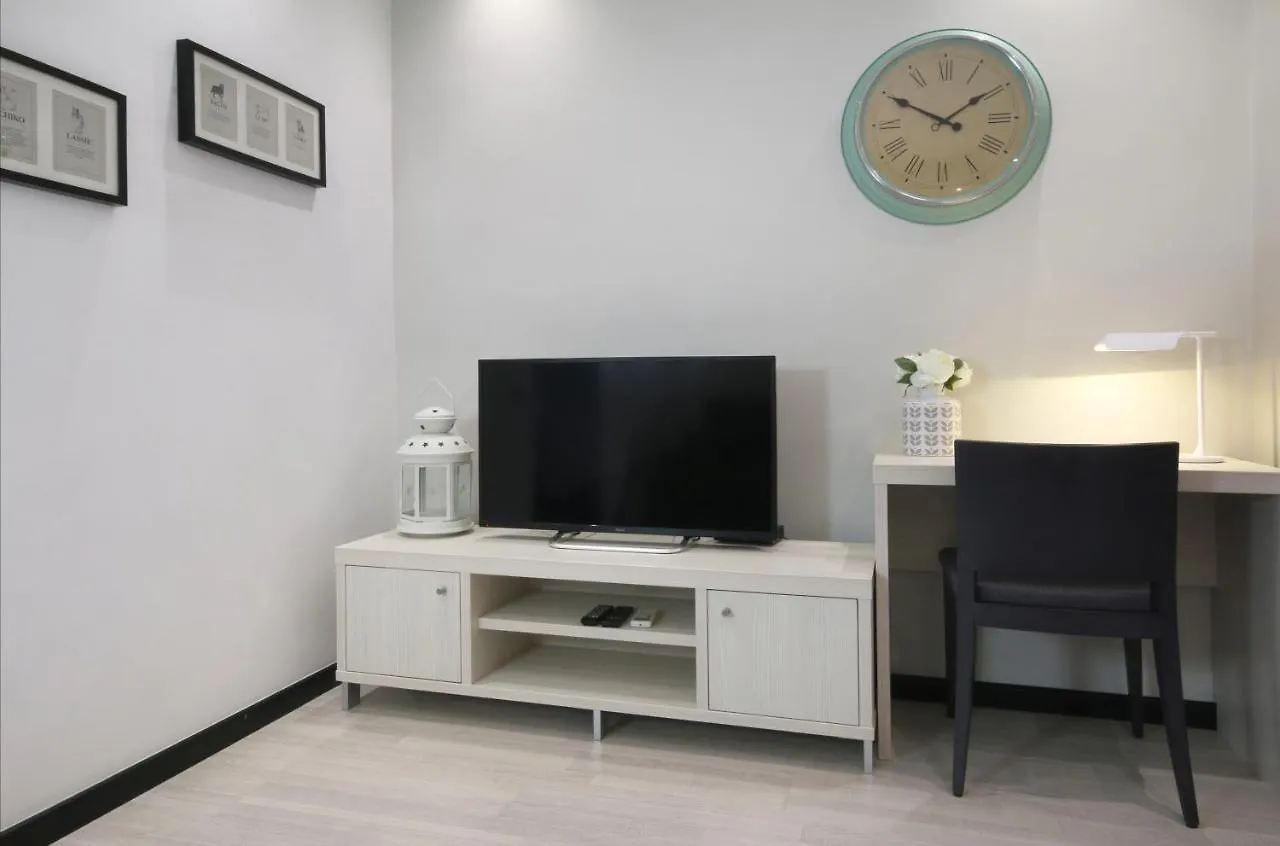 Suite Place Barcelona Corsega 0*,  Spain
